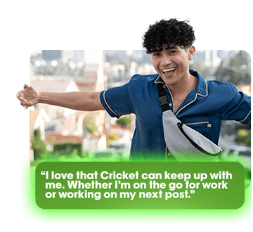 Imagen de Universe R. y cita textual: "Me encanta que Cricket me siga el ritmo. Así esté yendo de un lado a otro o trabajando en mi siguiente publicación".